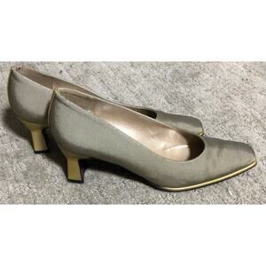 Stuart Weitzman Gold Tan Fabric Low Block Heel Pump Leather Sole Made In Spain 8